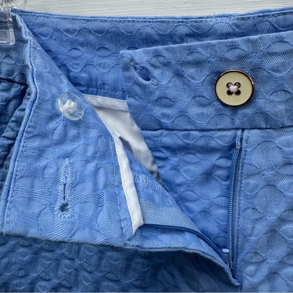 Crown & Ivy Blue Scallop Hem Shorts Size 2 Cotton Stretch - Picture 6 of 9